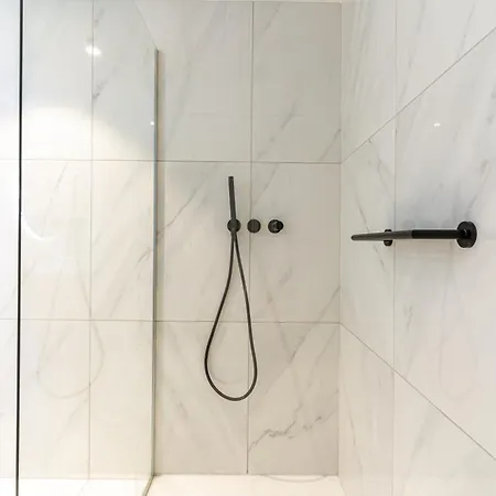 شقة Mercury Designer With Pool Access *