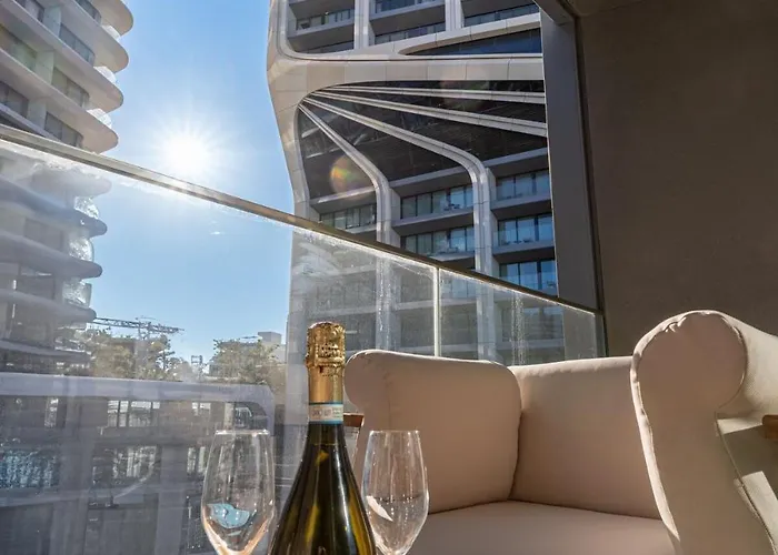 Mercury Designer With Pool Access Appartement *