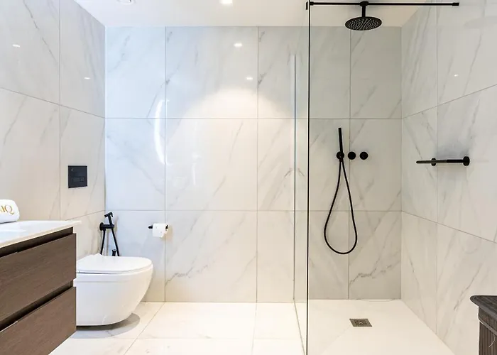 Mercury Designer With Pool Access アパート